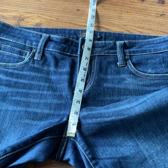 Kut from the Kloth Bermuda shorts - Picture 5 of 7